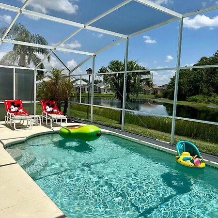 Private Pool With A Beautiful View Overlooking The Lake! Near Disney - Universal Kissimmee Exterior foto
