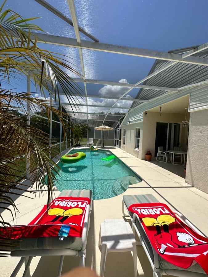 Private Pool With A Beautiful View Overlooking The Lake! Near Disney - Universal Kissimmee Exterior foto